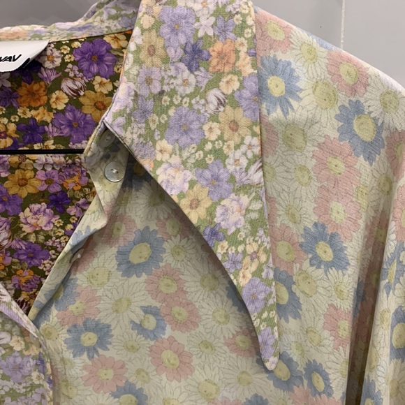 AVAVAV - Out Favorite Blouse - Picture 5 of 12